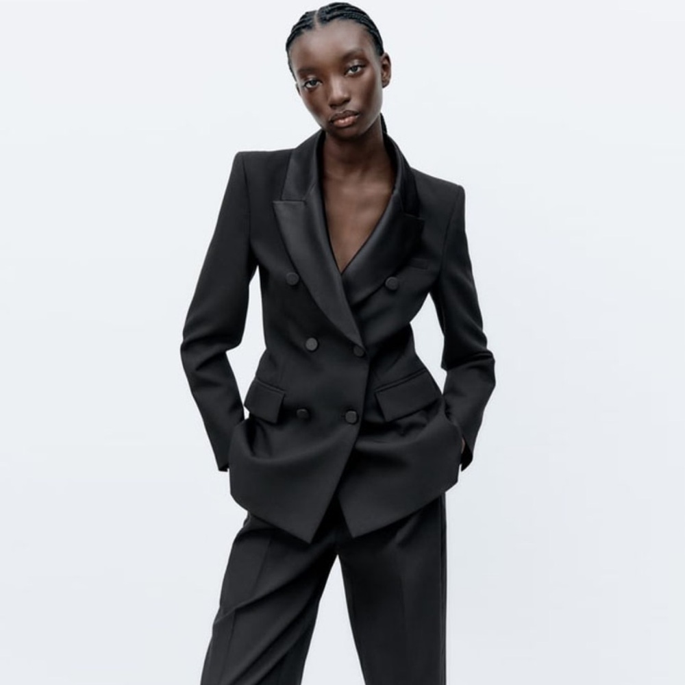 Zara Black Tailored Pantsuit with Peaked Lapels